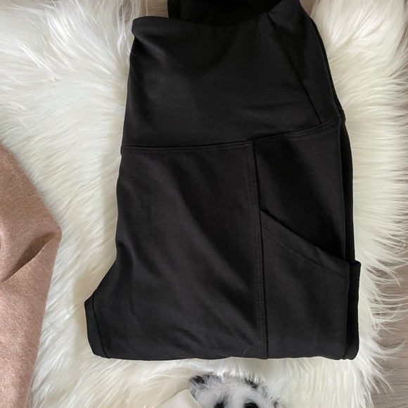 Microfiber Buttery Black Leggings with Pockets SZ L - Picture 5 of 12